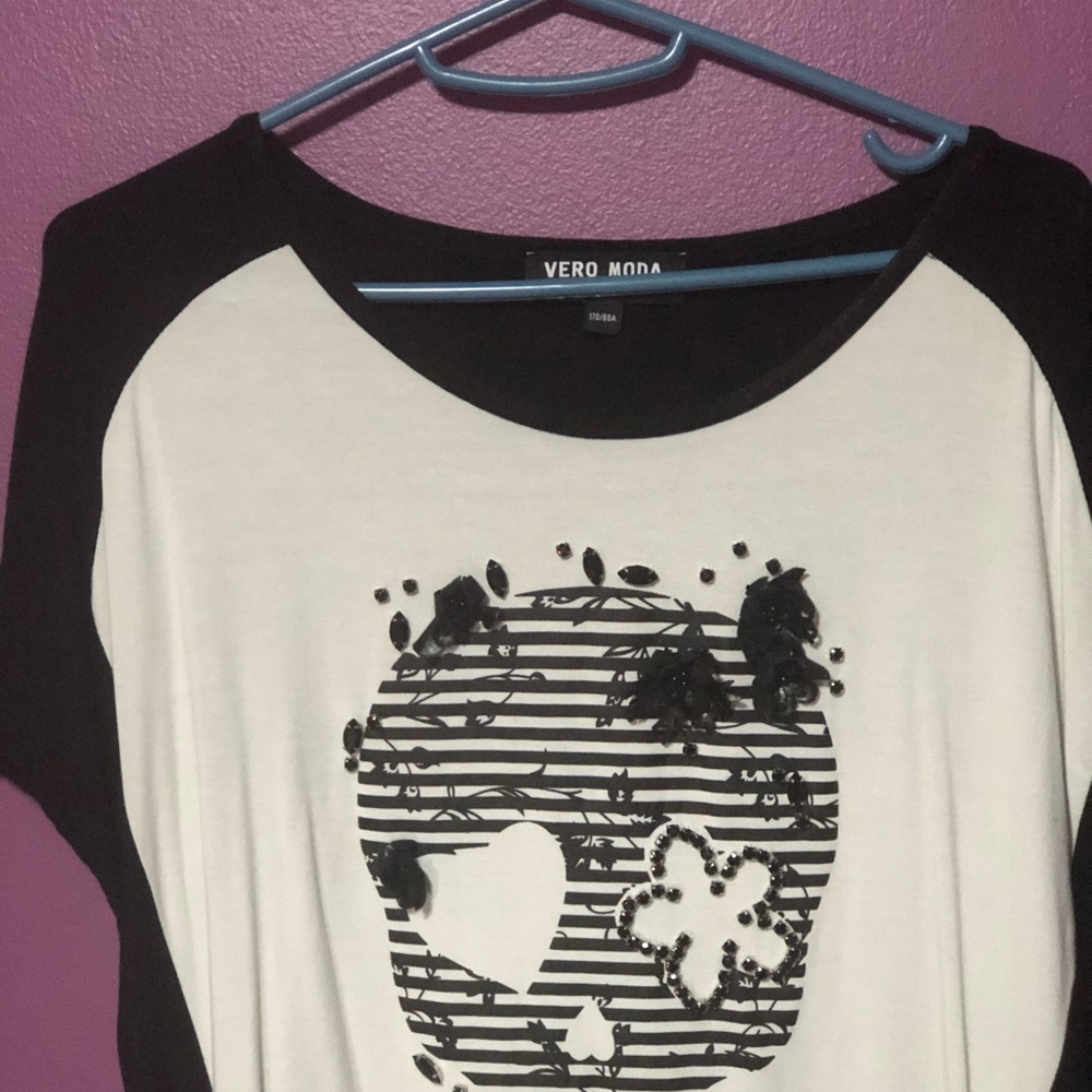 Shirt - Picture 2 of 4